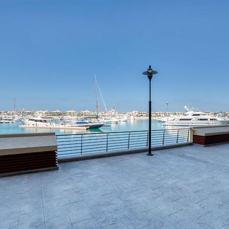 Apartament Maison Privee - Spacious Apt On Palm Jumeirah W Sea Views And Premium Facilities Access Dubaj Zewnętrze zdjęcie
